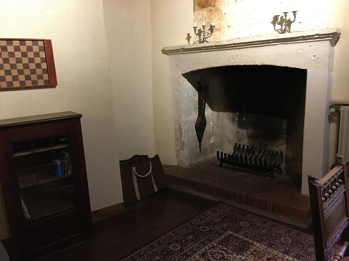 Au Pied Du Chateau Bourdeilles Exteriör bild