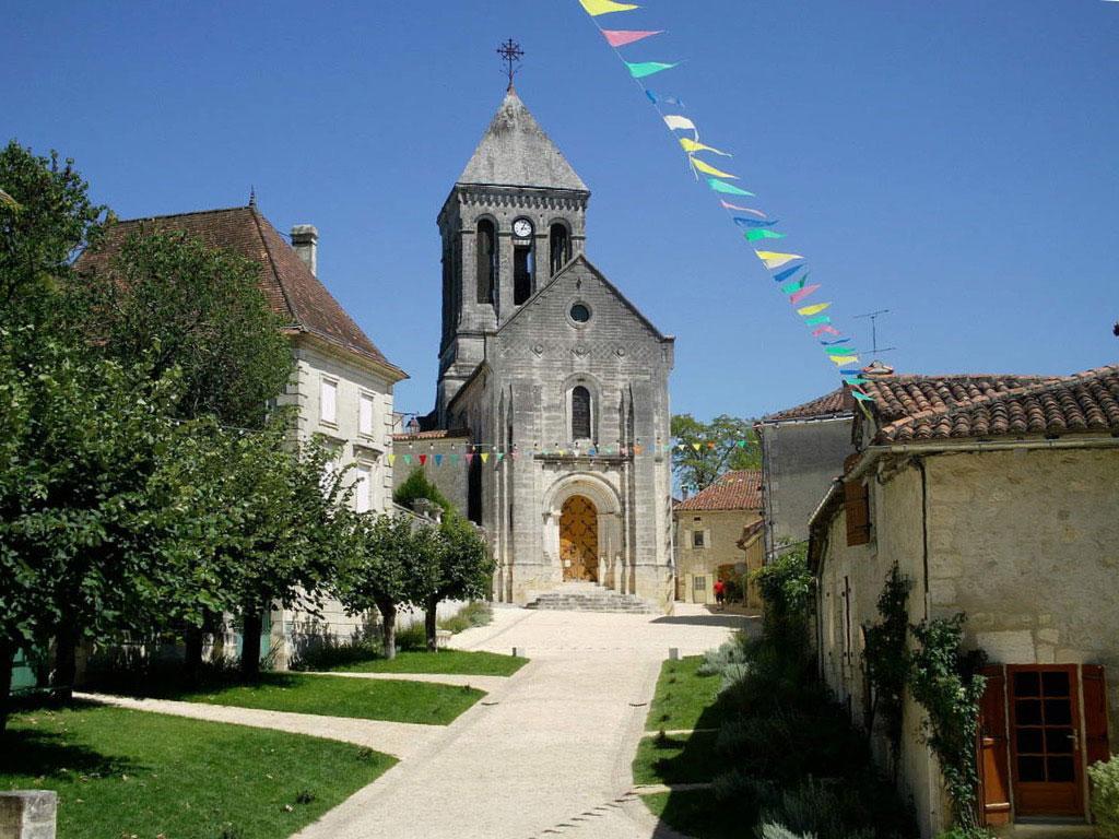 Au Pied Du Chateau Bourdeilles Exteriör bild